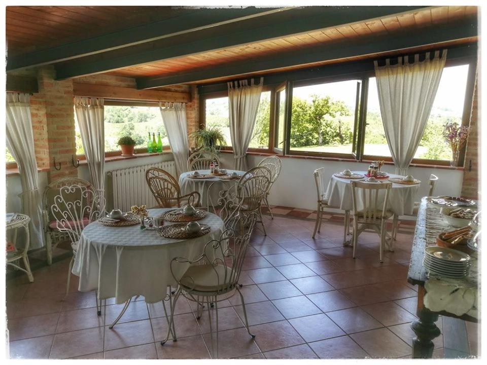 Il Poggio B&B San Damiano al Colle Zewnętrze zdjęcie
