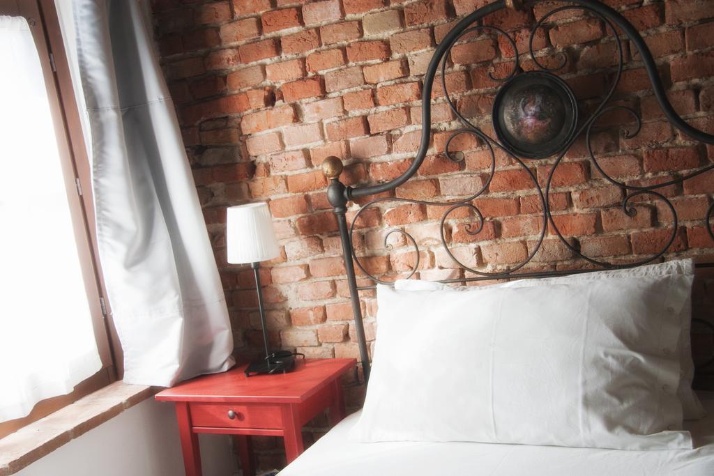 Il Poggio B&B San Damiano al Colle Zewnętrze zdjęcie